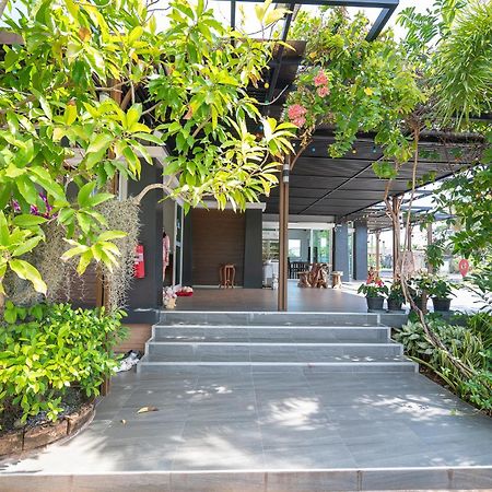 Baan Faa Talaychan Resort Chao Lao Beach Buitenkant foto